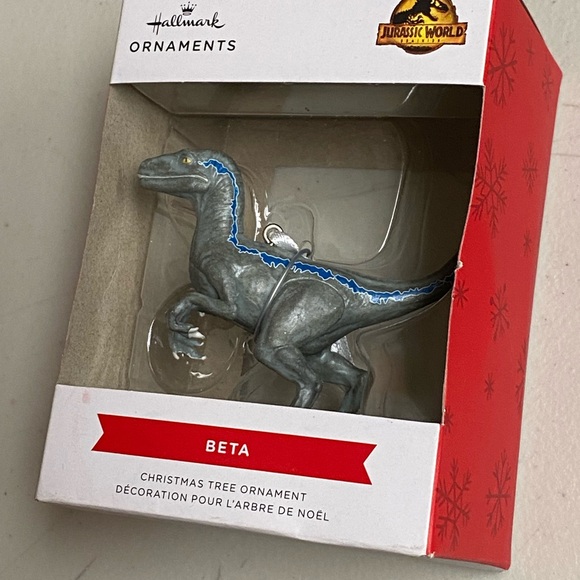 Hallmark Hanging ornament Jurassic world velociraptor Beta - Picture 3 of 11